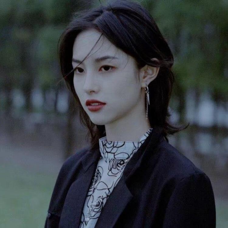 濑田宗次郎（身份：十刃最强、“天剑”、微笑的修罗） - 魔鬼恋人第三季免费全集播放23 - 手机观影